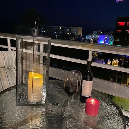 Apartamento Con Piscina