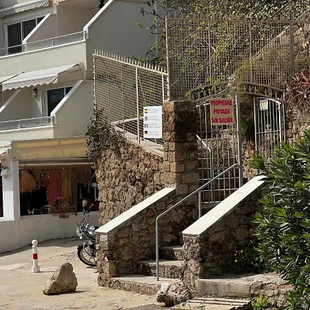 Con Piscina * Τορρεμολίνος