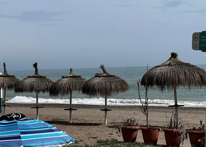 Con Piscina * Τορρεμολίνος