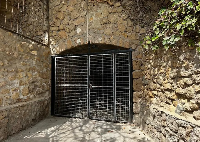 Con Piscina * Τορρεμολίνος