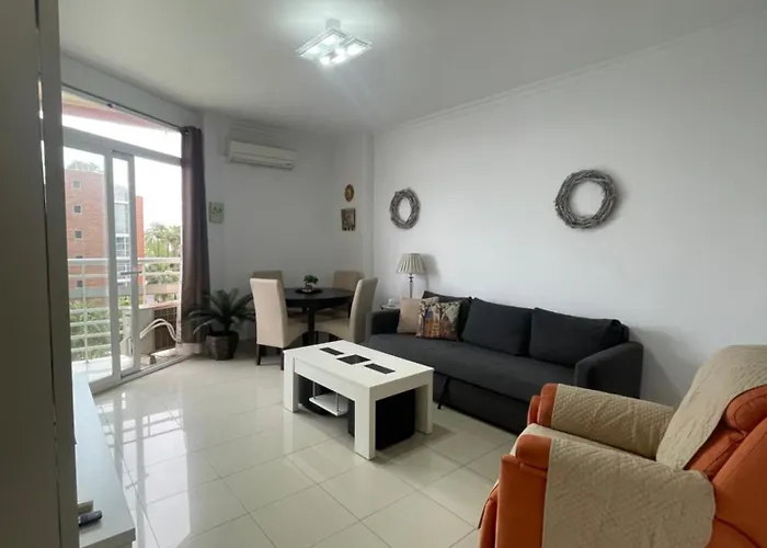 Con Piscina Τορρεμολίνος