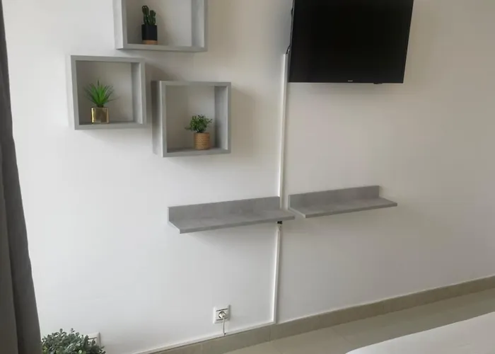 Con Piscina * Τορρεμολίνος